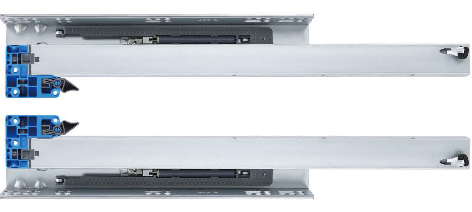 Synchronized full-extension soft-close undermount slides with 2D clips